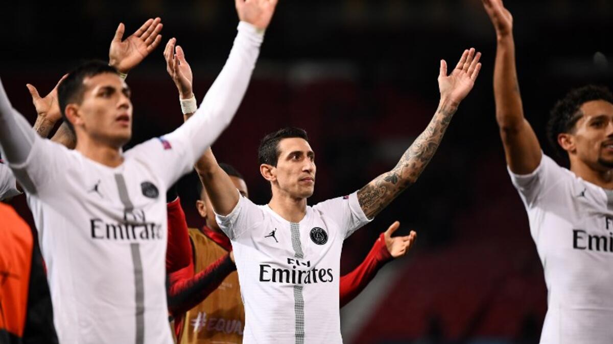 لاعبو باريس سان جيرمان يحييون جماهيرهم بعد الفوز التاريخي على مانشستر يونايتد بهدفين دون رد ضمن ذهاب دور الـ 16 من دوري أبطال أوروبا على ملعب أولد ترافورد.