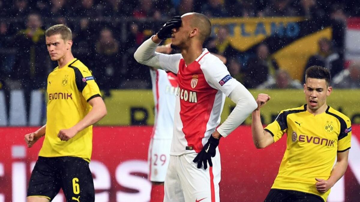 بوروسيا دورتموند 2-3 موناكو: فشل المدافع فابينيو في ترجمة ركلة جزاء مثيرة للجدل احتسبت لفريقه بعدما سدد الكرة إلى جانب المرمى مطلع المباراة حينما كان التعادل السلبي سيد الموقف.