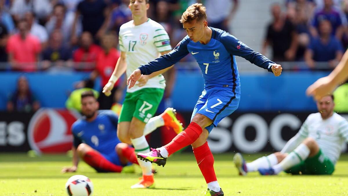 المركز السابع: مهاجم أتلتيكو مدريد ومنتخب فرنسا أنتوان غريزمان (كرة قدم): ساهم في إيصال الديوك لنهائي بطولة يورو 2016 التي توج هدافاً لها، كما فعل الشيء ذاته مع أتلتيكو مدريد الذي وصل معه لنهائي دوري أبطال أوروبا.