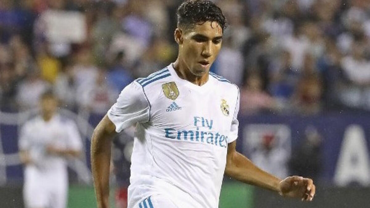 مشاكل الأظهرة: يعاني ريال في خطه الخلفي بشكل كبير، فمارسيلو مثلاً لم يظهر حتى الآن بمستواه المعهود، وهو يترك الكثير من المساحات خلفه، مما يسبب مشاكل كبيرة، إضافة إلى أن أشرف حكيمي لا يمتلك الخبرة اللازمة لخوض مباريات كبيرة.