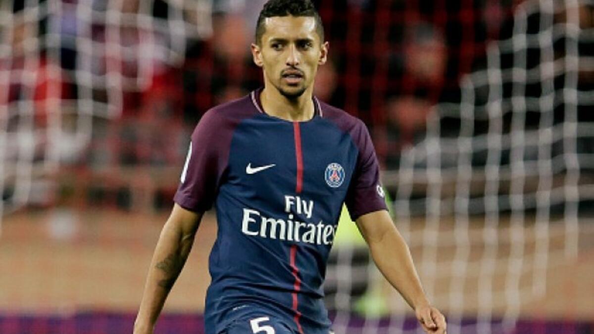 المركز السادس: المدافع البرازيلي ماركينيوس (باريس سان جيرمان) ويتقاضى 1.12 مليون يورو شهرياً.