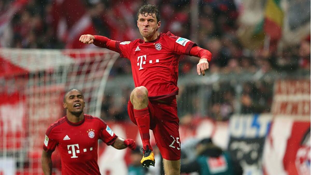 8- المهاجم الألماني توماس مولر (بايرن ميونخ): 23.6 مليون يورو سنوياً (راتب: 16 مليون، مكافآت: 600 ألف، عوائد أخرى: 7 ملايين).