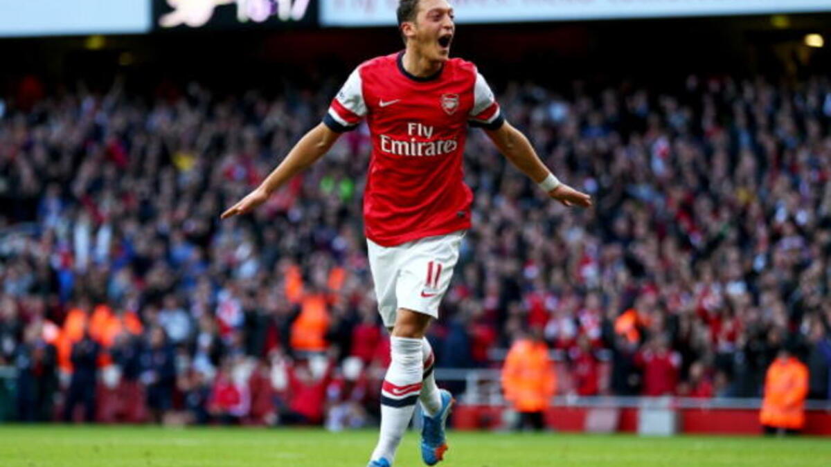 صانع الألعاب الألماني مسعود أوزيل (آرسنال): 53.2 مليون يورو.