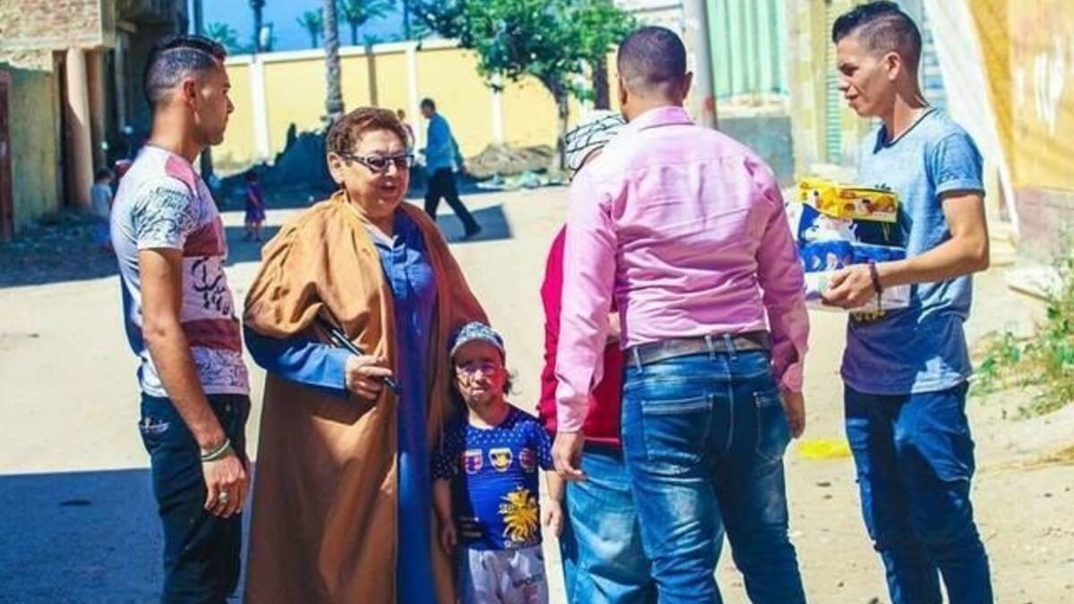 نيران الغضب: قصة قزم يتزعم  حارة شعبية، بطلة أشهر قزم في السينما المصرية محمد عيد ومن إخراج عصام مصطفى