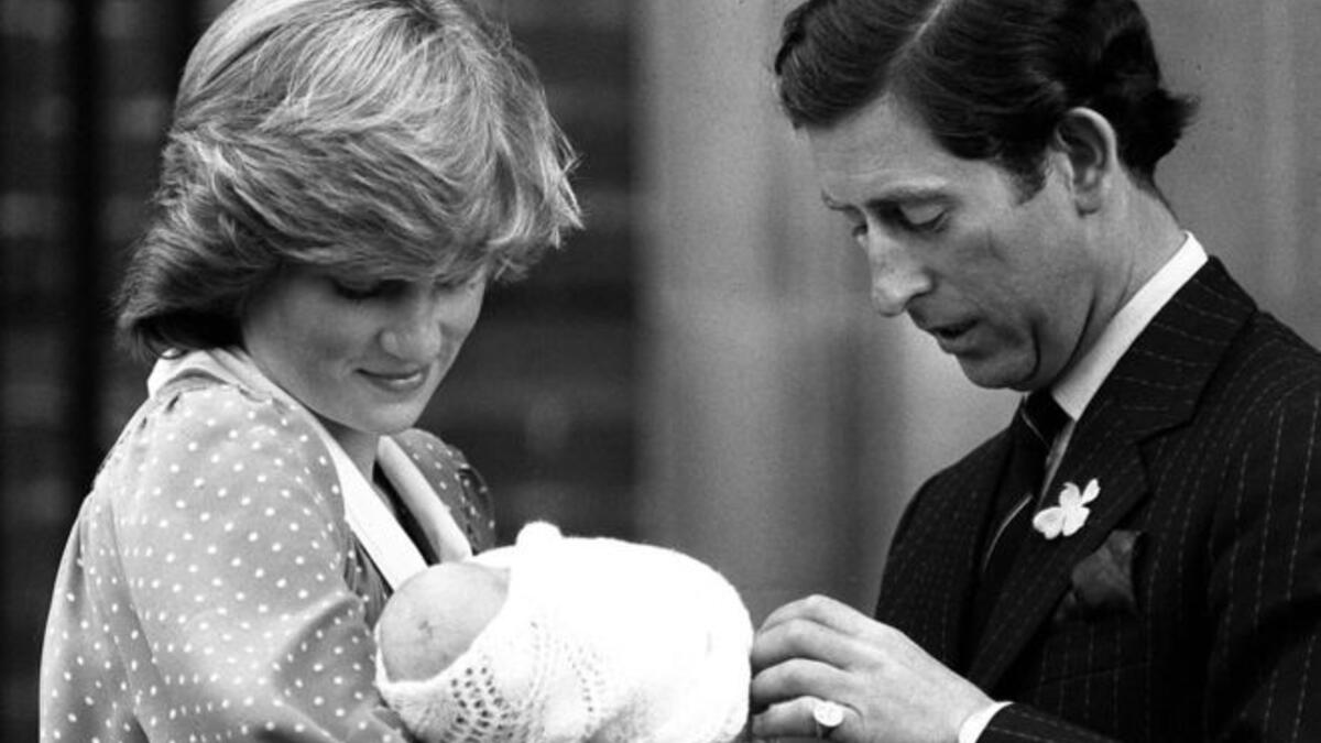 في 21 يونيو/حزيران 1982، أنجبت الأمير ويليام، الذي يأتي ثانيا في ترتيب ولاية العرش.