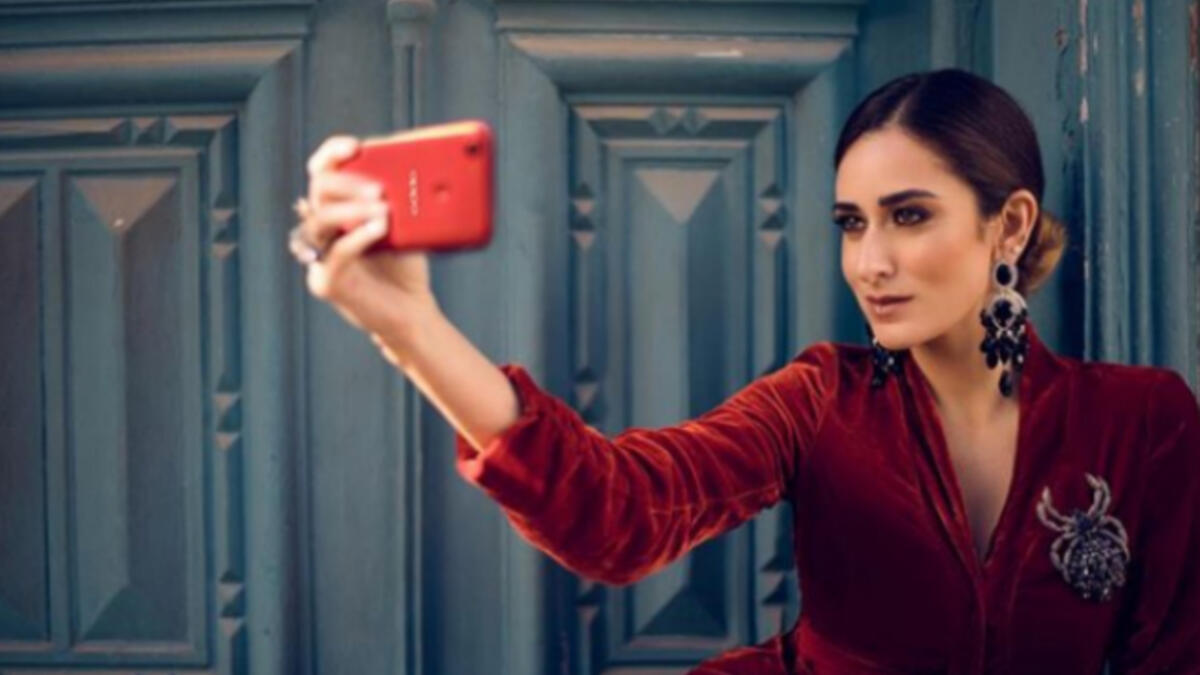 Egyptian actress Amina Khalil does not only celebrate her natural beauty, but also has a unique elegance