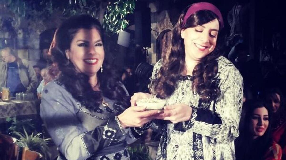 "باب الحارة" الجزء الثامن جمع عددا من النجوم الذين تابعهم المشاهد منذ الجزء الأول بالإضافة إلى أسماء جديدة وهو من تأليف سليمان عبد العزيز وإنتاج شركة"ميسلون" وإخراج ناجي طعمي وبسّام الملّا.