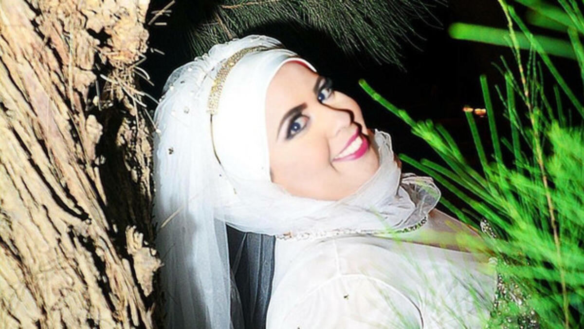 المصرية إسراء الهجان أعلنت زواجها من نفسها وقامت ايضًا حفل زفاف