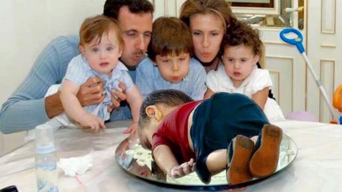 راغب علامة عبر عن صدمته الشديدة وحزنه من حادث غرق الطفل بـ"تويتر"، متسائلاً : ألم يشبع المجرمون من دماء الأبرياء؟مضيفاً "صورة هذا الطفل الغارق فى المياه التركية هرباً من حرب الكون فى سوريا. ألم يشبع المجرمون من دماء الأبرياء ؟".