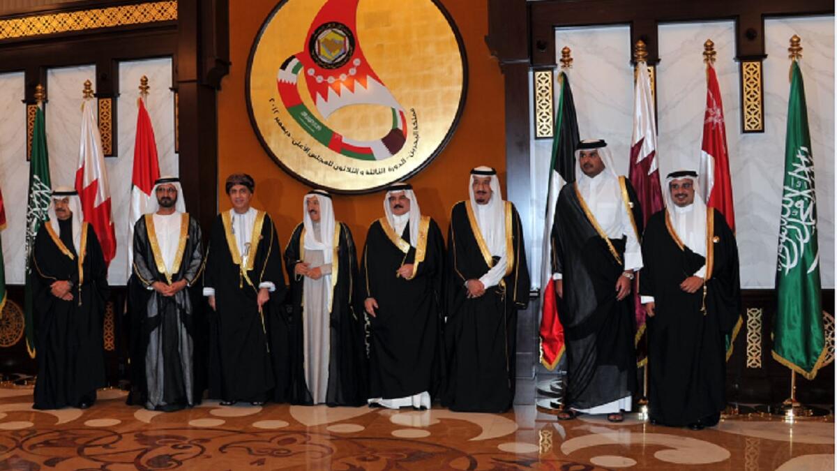 يضم مجلس التعاون الخليجي ست دول: السعودية، الكويت، الإمارات، قطر، البحرين، عُمان، وتتناوب الدول الأعضاء على رئاسته.