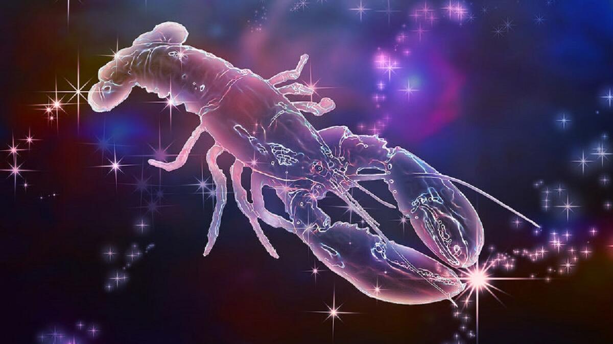 برج السرطان: "سنة الاستقرار"
طريقك سالكة لنشاطات جديدة تفتح لك ابواب كتيرة وقد تشغل منصب مهم وفي حياتك الشخصية  ينتظرك حب كبير لكن بعد شهر ايلول ننصحك بالابتعاد عن ارتكاب الاخطاء واجعل الامور تسير بتروي وابتعد عن القرارات الانفعالية.