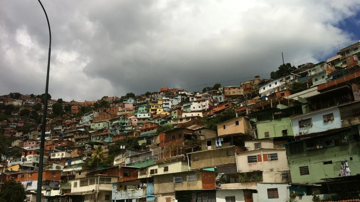 CARACAS, VENEZUELA: An estimated 1.5 million Arabs live in the country, with the most significant population in Caracas. Syrians, Lebanese and Palestinians became a major influence in Venezuelan culture through food and music.