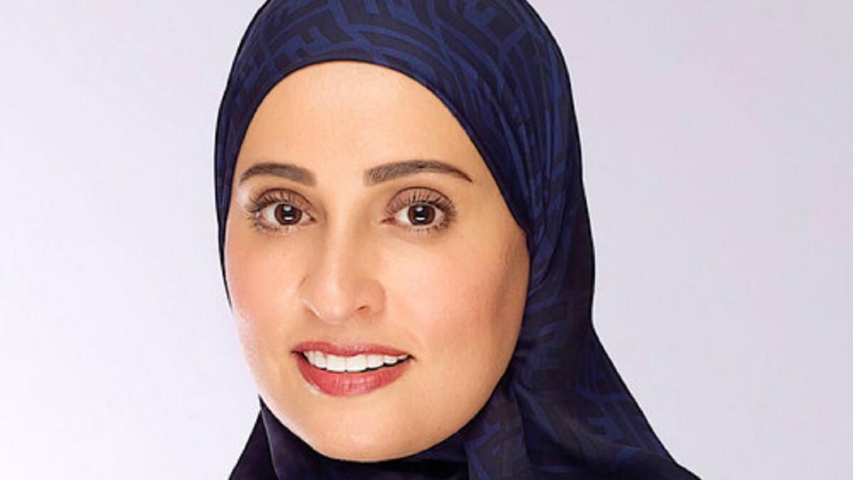 تعيين عهود الرومي وزيرة دولة للسعادة، وذكر حاكم دبي عبر حسابه في تويتر أن السعادة في دولتنا ليست أمنية بل ستكون هناك خطط ومشاريع وبرامج ومؤشرات وستكون جزءا من عمل كافة وزاراتنا وجزءا من أسلوب حياتنا. لدى الرومي خبرة واسعة في مجالات الاقتصاد والتطوير الحكومي