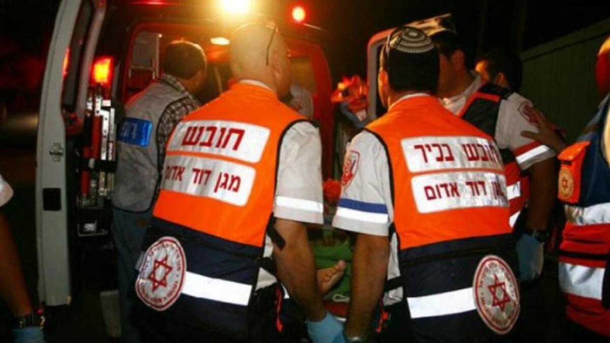 الصدامات التي بلغت أوجها كانت اندلعت قبل أسبوع بعد هجوم أدى إلى مقتل شرطيين إسرائيليين في القدس القديمة في 14 يوليو. وأغلقت سلطات إسرائيل إثر الهجوم باحة المسجد الأقصى حتى 16 يوليو.