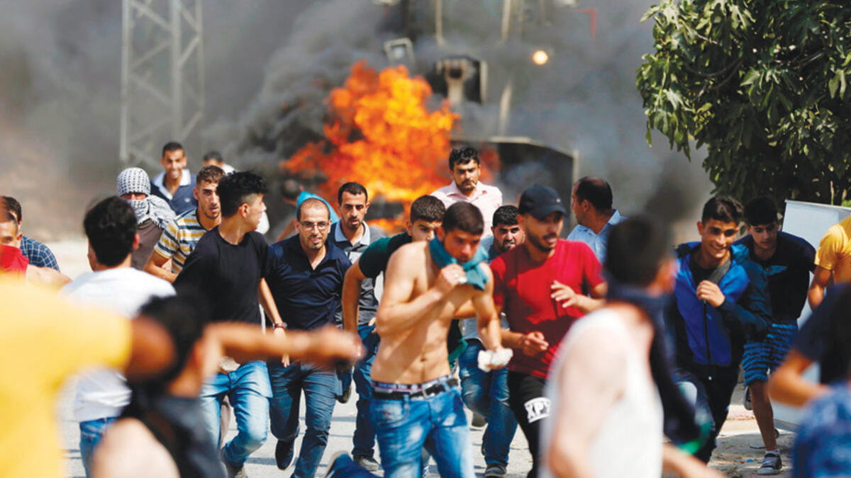 توفي الشاب يوسف عباس السبت 22 يوليو تأثرًا بإصابته في صدره برصاص الاحتلال في مواجهات اندلعت في بلدة العيزرية بالقدس الشرقية.