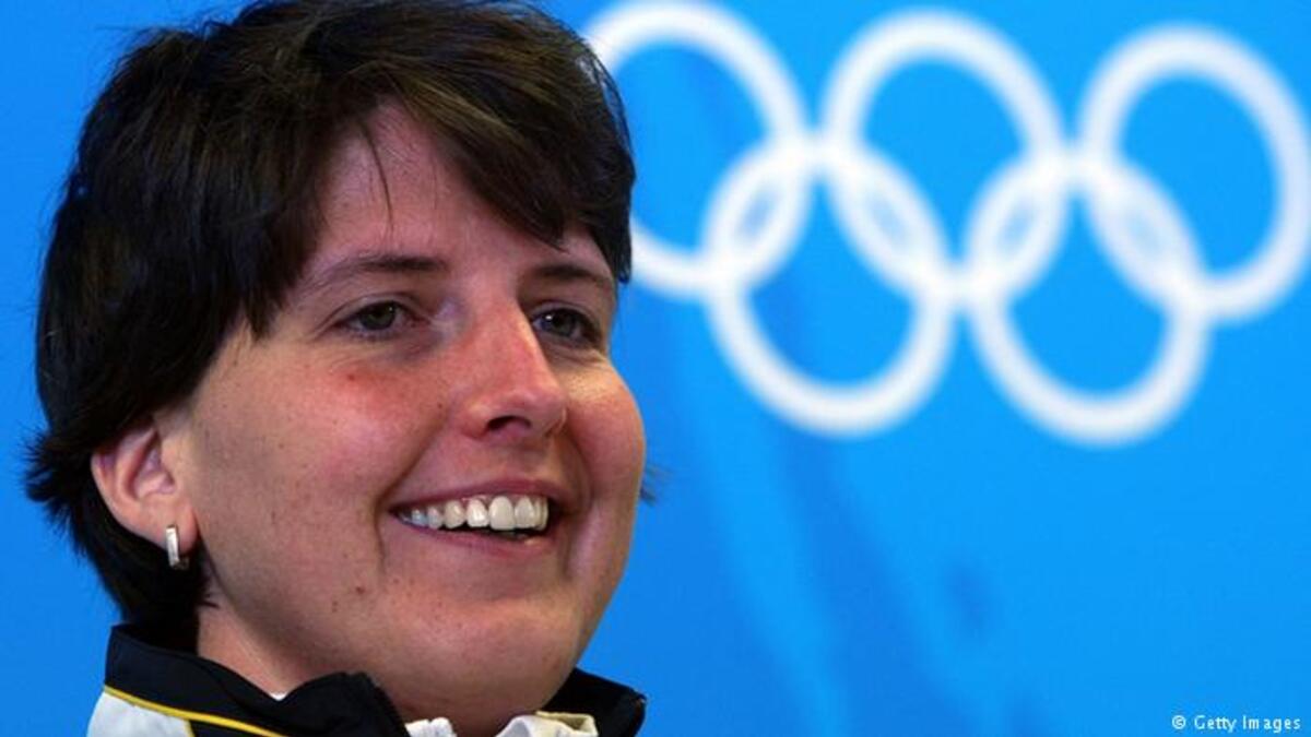 تناضل إيمكه دوبليتزر: بطلة أوروبا عام 2010 في رياضة المبارزة بسيف الشيش، من أجل حقوق المثليين جنسيا. وانتقدت انتهاكات حقوق الإنسان في الصين قبل افتتاح الألعاب الأولمبية ببكين 2008