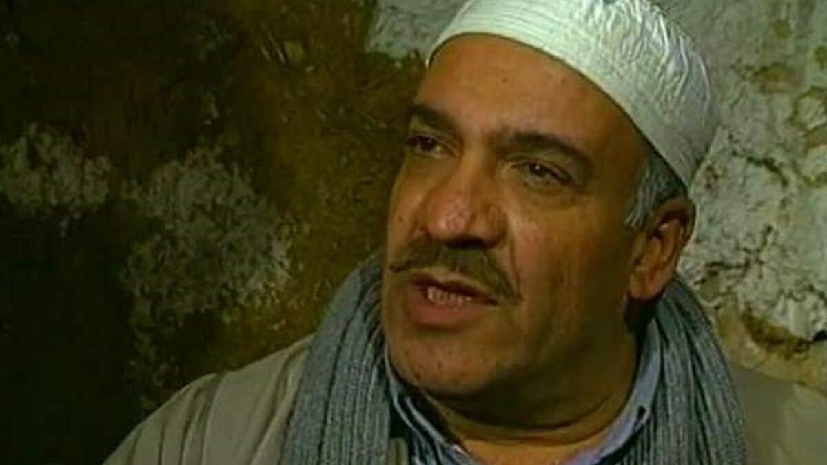 عصام عبه جي:
توفي الفنان القدير عبه جي يوم 24 نوفمبر من عام 2014 وشارك بالعديد من الأعمال المهمة من أبرزها الخولي والدغري، وجسد شخصية أبو إبراهيم في باب الحارة.