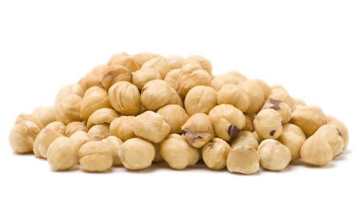 البندق المقشر: أقل سعر في السوق 230 جنيها للكيلو وأعلى سعر 250 جنيها