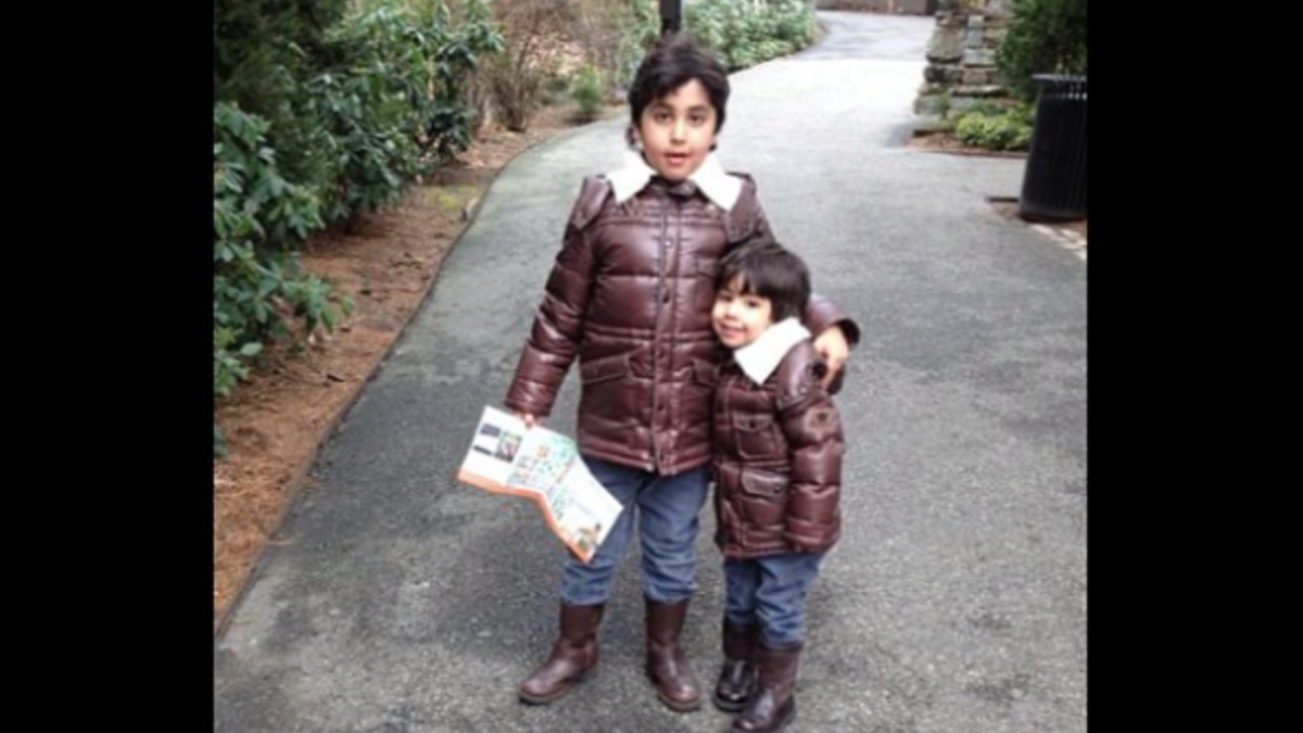 متزوجة من الأمير عبد العزيز بن نواف بن عبد العزيز آل سعود ولها من الأبناء نواف، عبد الله، ونورة