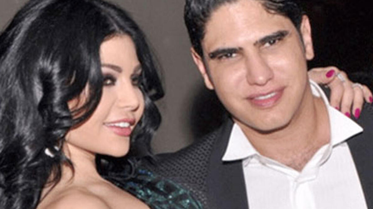 بعد أربع سنوات زواج انفصلت الفنانة اللبنانية هيفاء وهبي عن زوجها رجل الأعمال المصري أحمد أبو هشيمة والذي كان يصغرها بـ 10 سنوات.