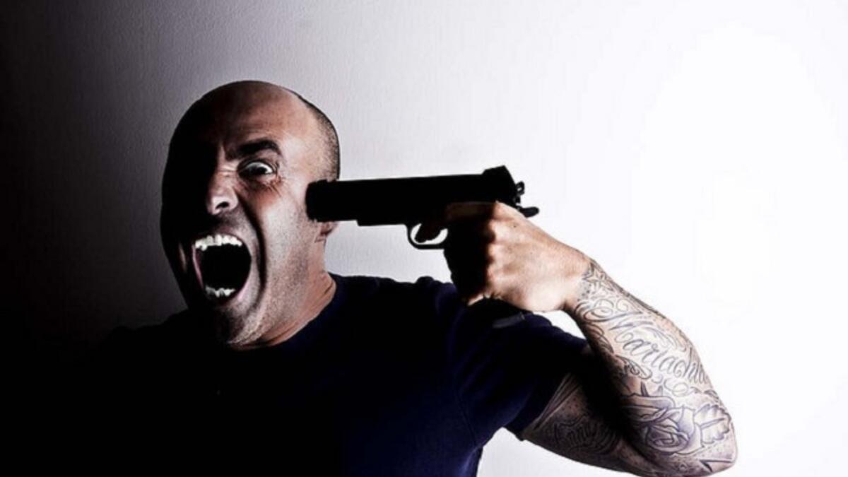 تشير الإحصائيات إلى أن هنالك 3 مليون مغربي يريدون الموت وذلك لانتشار حالات الاكتئاب والبطالة، أما في تونس فتشير دراسة أن عدد محاولات الانتحار سنويا يقدر بواحد في الألف أي حوالي 10 آلاف تونسي يحاولون الانتحار سنويا.