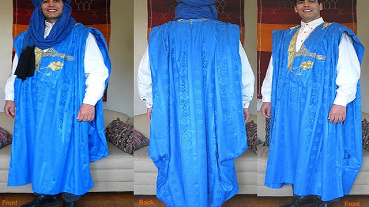 غطاء الرأس المغربي: وهو جزء تابع للسلهام المغربي المصنوع من الصوف أو الكشمير، يتم ارتداؤه في المناسبات الرسمية والأعياد والأفراح والحياة اليومية.