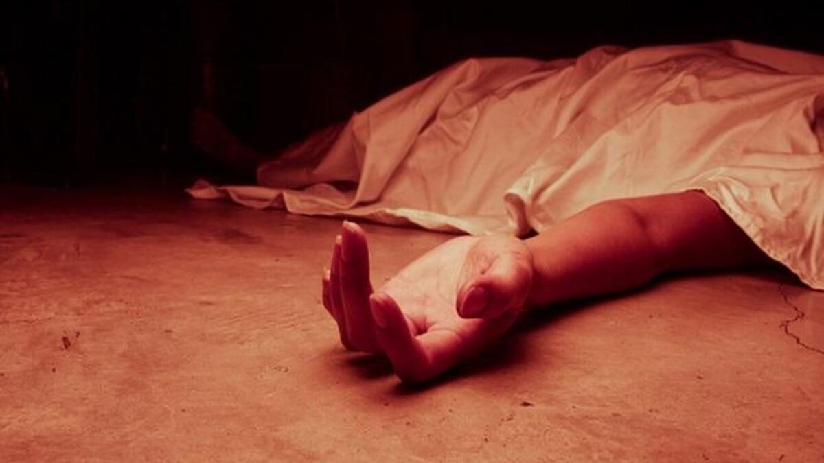 الكثير من جرائم الشرف ترتكب بسبب هذا الغشاء الصغير حيث يذكر أن خمسة آلاف امرأة تُقتل سنويًا بسبب هذا الأمر.