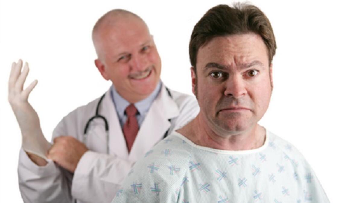 في عام 2003، وجد فريق بحث الأسترالي متخصص في أبحاث السرطان ، أن الذكور الذين يمارسون الاستنماء تكون إحتمالية إصابتهم بسرطان البروستاتا أقل، وأن الرجال في العشرينات الذين يمارسون الاستنماء بمعدل خمسة أو أكثر أسبوعياً تكون مخاطر إصابتهم أقل بكثير.