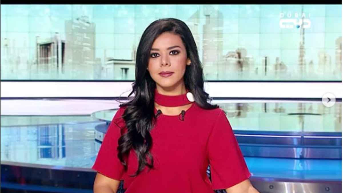 أصبحنا نرى المذيعات الاماراتيات بكثرة على الشاشة ومنهنّ ليال عبدالله.