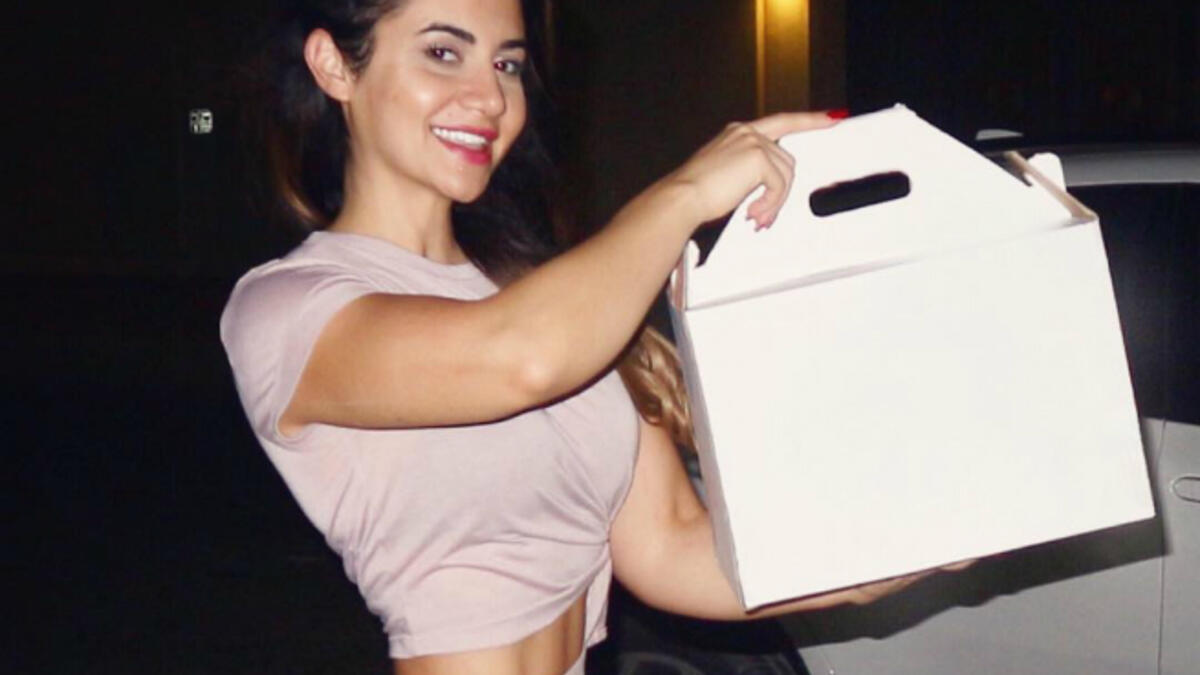 Sara Queen of body and life transformations, sharing beginner-friendly tips, busting myths, and sharing effective