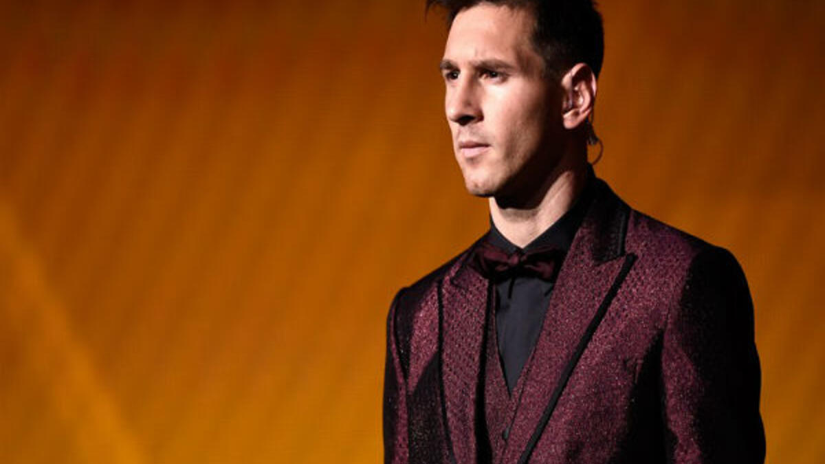 اللاعب الأرجنتيني "ليونيل ميسي" – 95.300 مليون متابع – 500 ألف دولار أمريكي عن كل منشور دعائي.