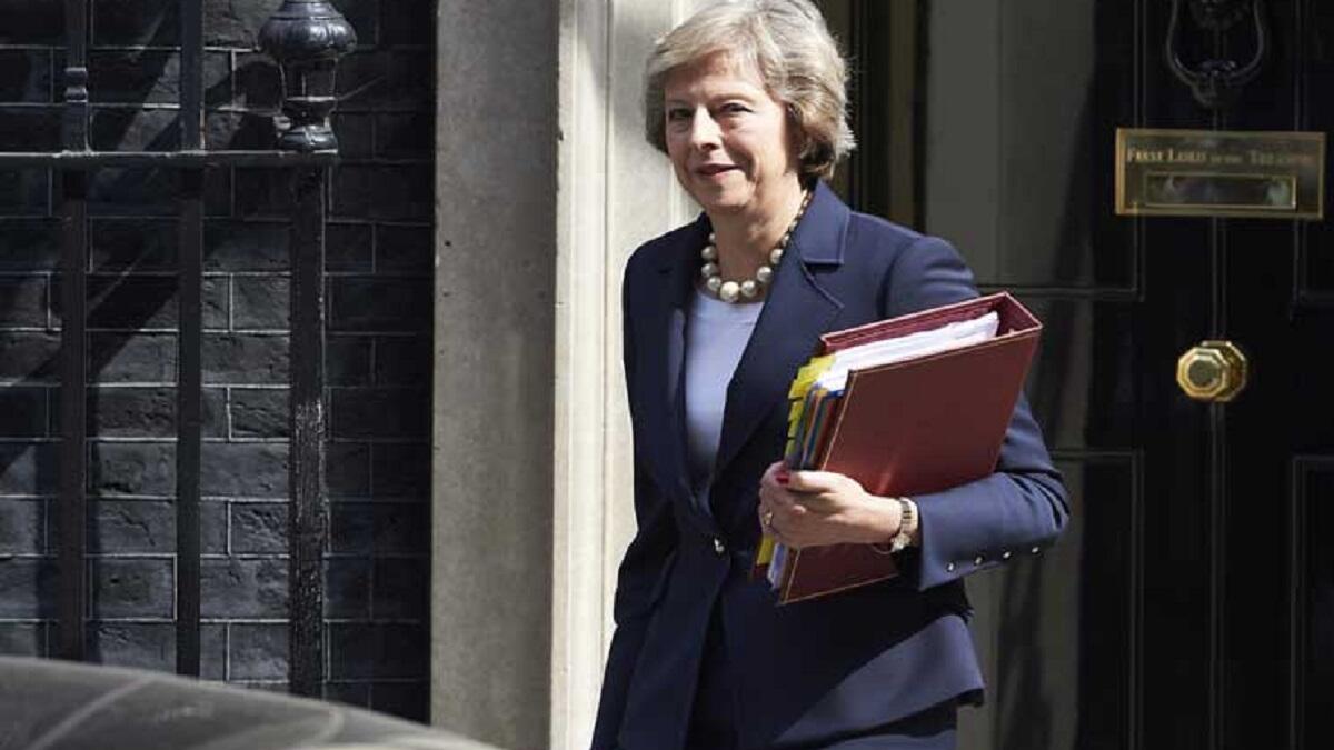 رئيسة الوزراء تريزا ماي تترأس صباح الأحد اجتماعًا طارئا للجنة الأزمات المعروفة اختصارًا بلجنة "كوبرا"