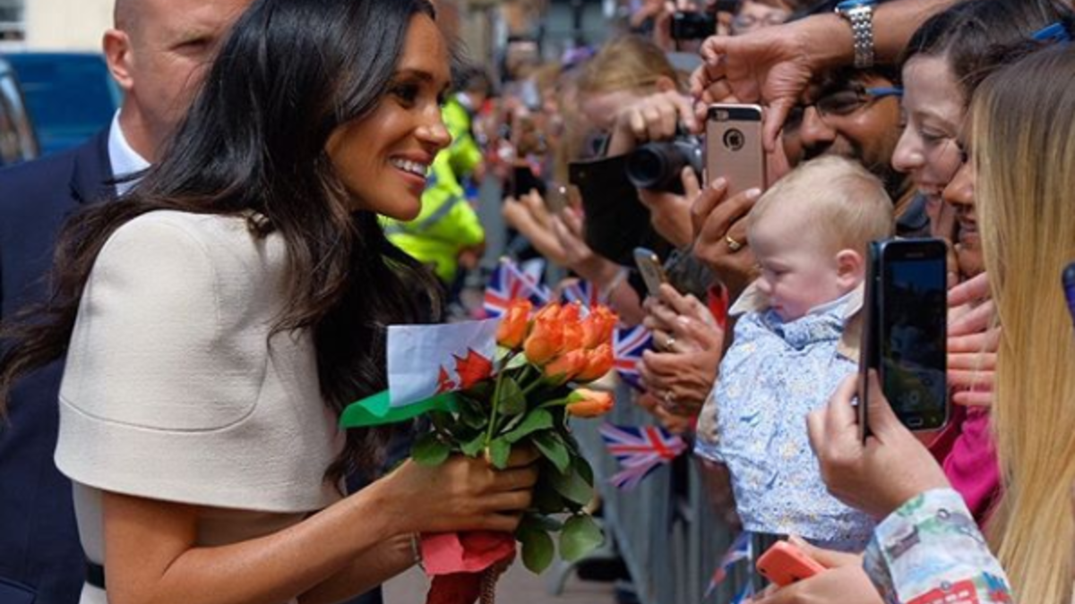 الانتخاب: على الرغم من أنها أصبحت مواطنة بريطانية، إلا أنه لا يحقّ للدوقة الانتخاب.