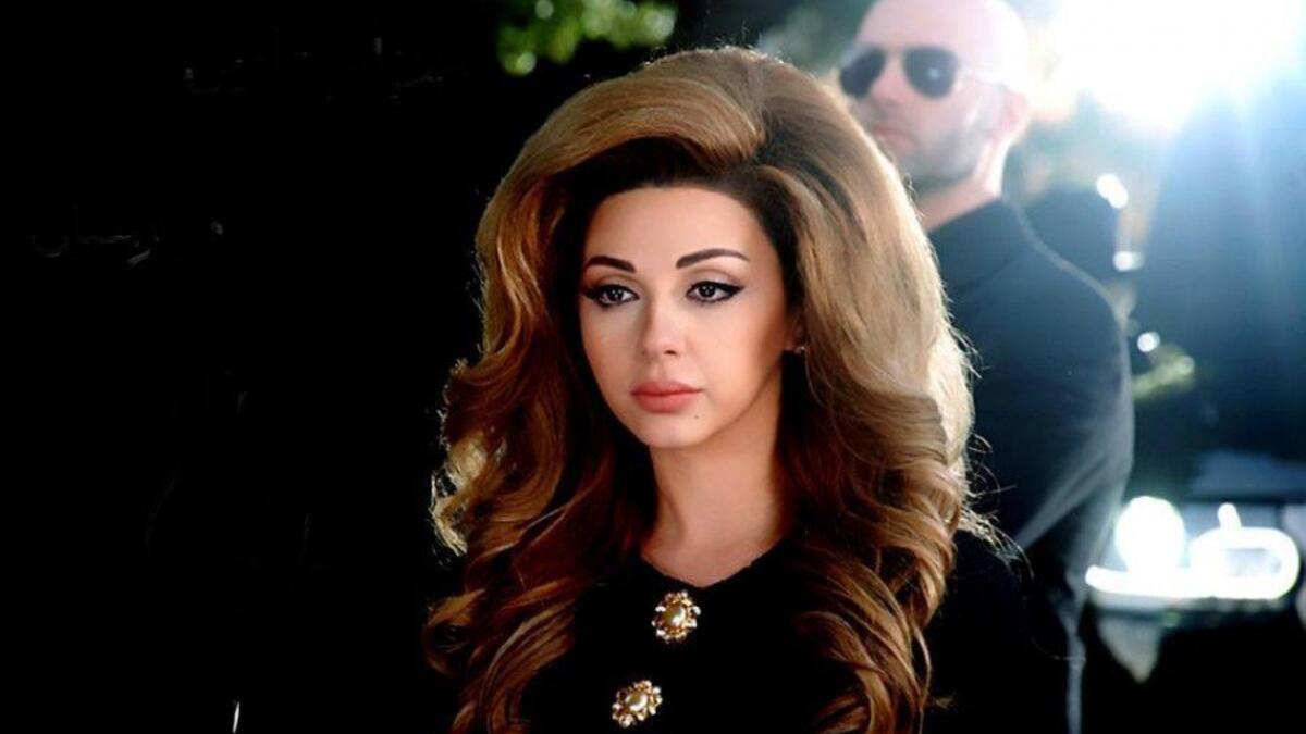 والد المغنية اللبنانية ميريام فارس: في 21 يناير أعلنت عن وفاة والدها أريال إلياس فارس، ومنعت الصحافة من التقاط الصور.