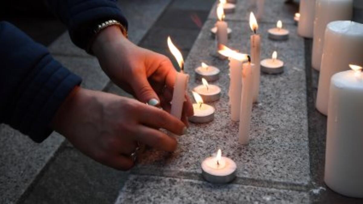 فراس إبراهيم: كان فراس إبراهيم يزور والدته التي تبلغ حوالي 70 عامًا، وتسكن في الطابق الأخير من البرج، وكان معها وشقيقته إسراء عند اشتعال البرج السكني.