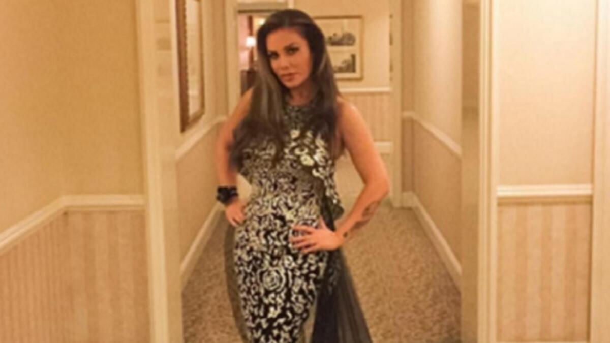 نيكول سابا اختارت فستاناً من رامي قاضي بدا ملكياً خلال حفلها بفندق فورسيزون القاهرة