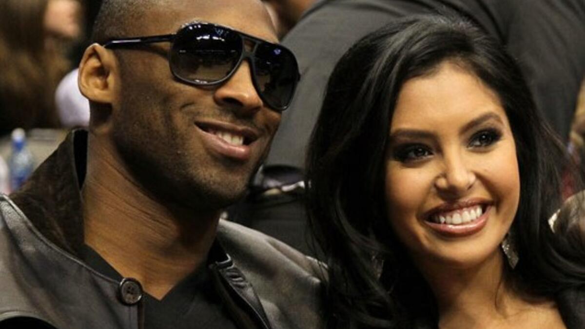 كوبي براينت وفانيسا: عام 2003 طلبت "فانيسا" الطلاق من نجم كرة السلة "كوبي" لاعترافه بخياناته المتعددة لها، حتى استمرت القضية عامين في المحكمة إلى أن قررت مسامحته وإلغاء فكرة الطلاق بعد أن اعتذر منها وقدم لها خاتمًا بقيمة 4 مليون دولار.