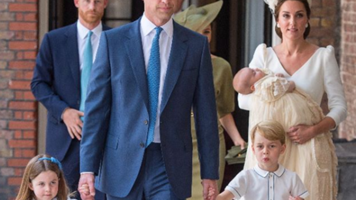 عام 2018 تعميد الأمير "لويس" ابن الأمير وليام، وزوجته الأميرة كيت ميدلتون في كنيسة ذا شابل رويال بقصر سانت جيمس، وسط لندن، وبرفقتهما أبنائهم الأمير جورج، والأميرة شارلوت.