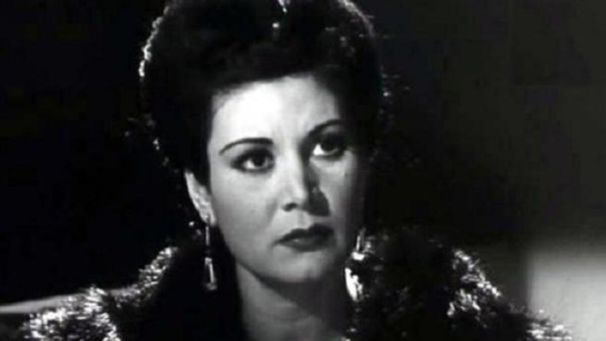 راقية إبراهيم:وهي من أشهر ممثلات الشاشة الفضية، بارعة الجمال ولها هيئة تنم عن الهدوء والبراءة. قامت بالعديد من أعمال التخابر لحساب الكيان الإسرائيلي وتسبب في اغتيال عالمة الذرة المصرية سميرة موسى مستغلة الصداقة القوية بينهما.