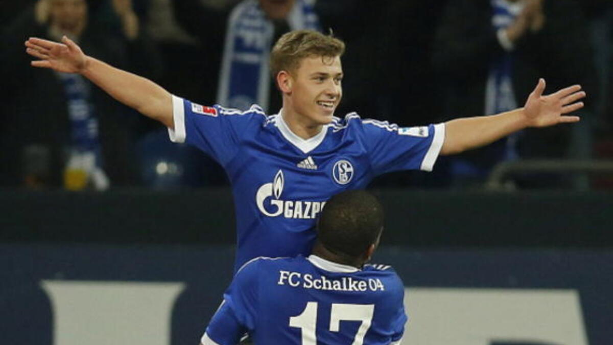 لاعب الوسط المهاجم الألماني ماكس ماير (19 عاماً): يلعب في صفوف شالكه