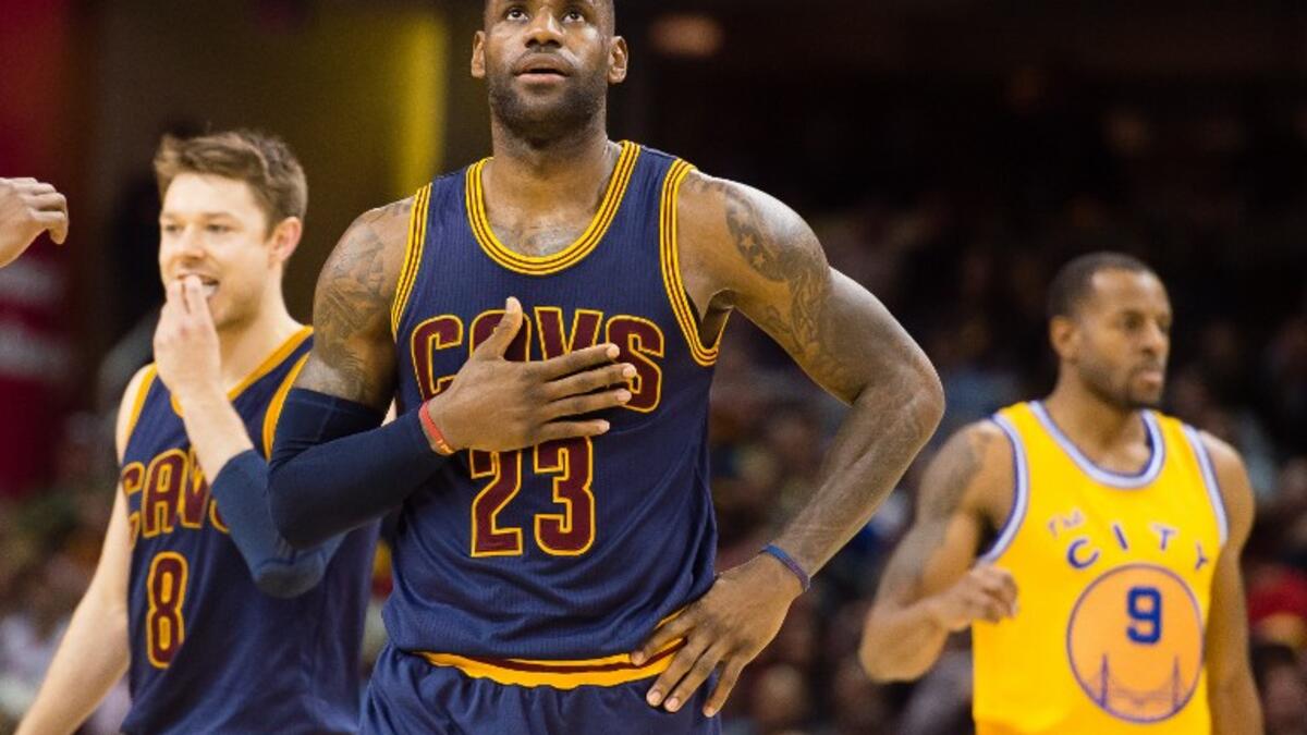 المركز السادس: لاعب كرة السلة الأميركي ليبرون جايمس (كليفلاند كافاليرز) بما مجموعه