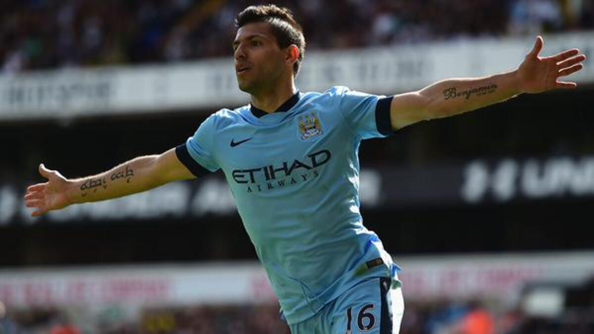 المهاجم الأرجنتيني سيرخيو أغويرو: انتقل من أتلتيكو مدريد إلى مانشستر سيتي مقابل 38 مليون جنيه استرليني.