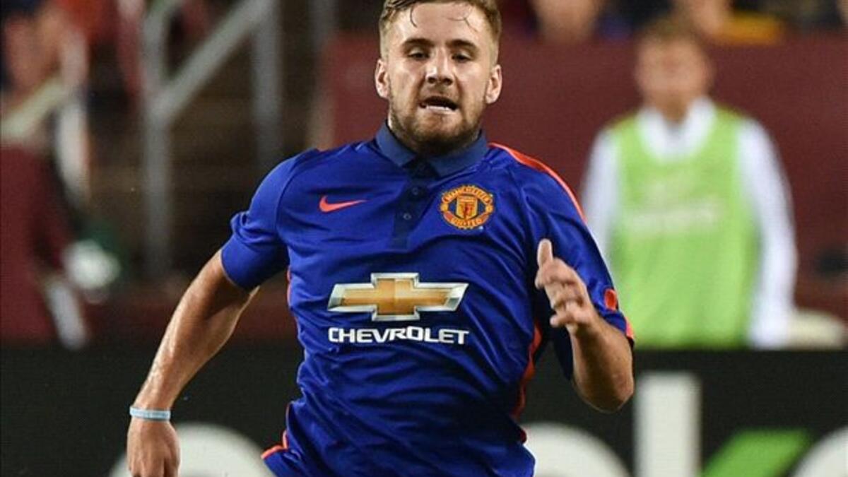 9- الظهير الأيسر الإنجليزي لوك شو (مانشستر يونايتد)