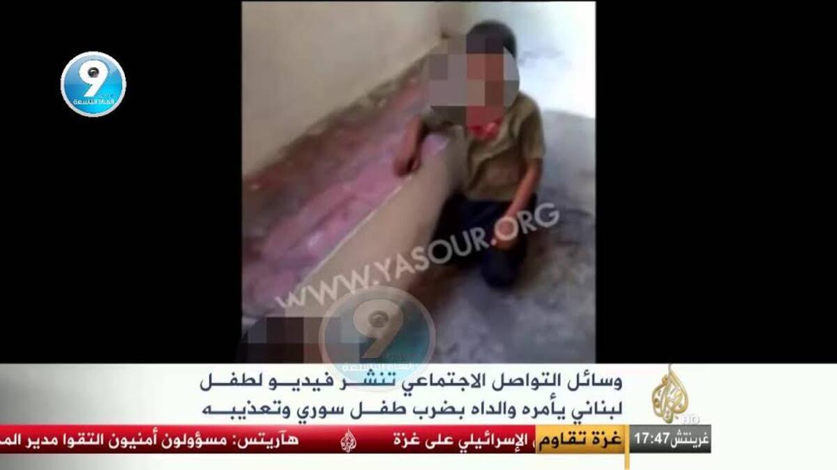 انتشر فيديو عبر مواقع التواصل الاجتماعي لأسرة لبنانية تقوم بتحريض طفلها على ضرب طفل آخر وهو لاجيء سوري وأثار الفيديو موجة من التعليقات الغاضبة على الإنترنت، واعتبر البعض أنه يرصد "أبشع جريمة بحق الإنسانية والطفولة"‎.
