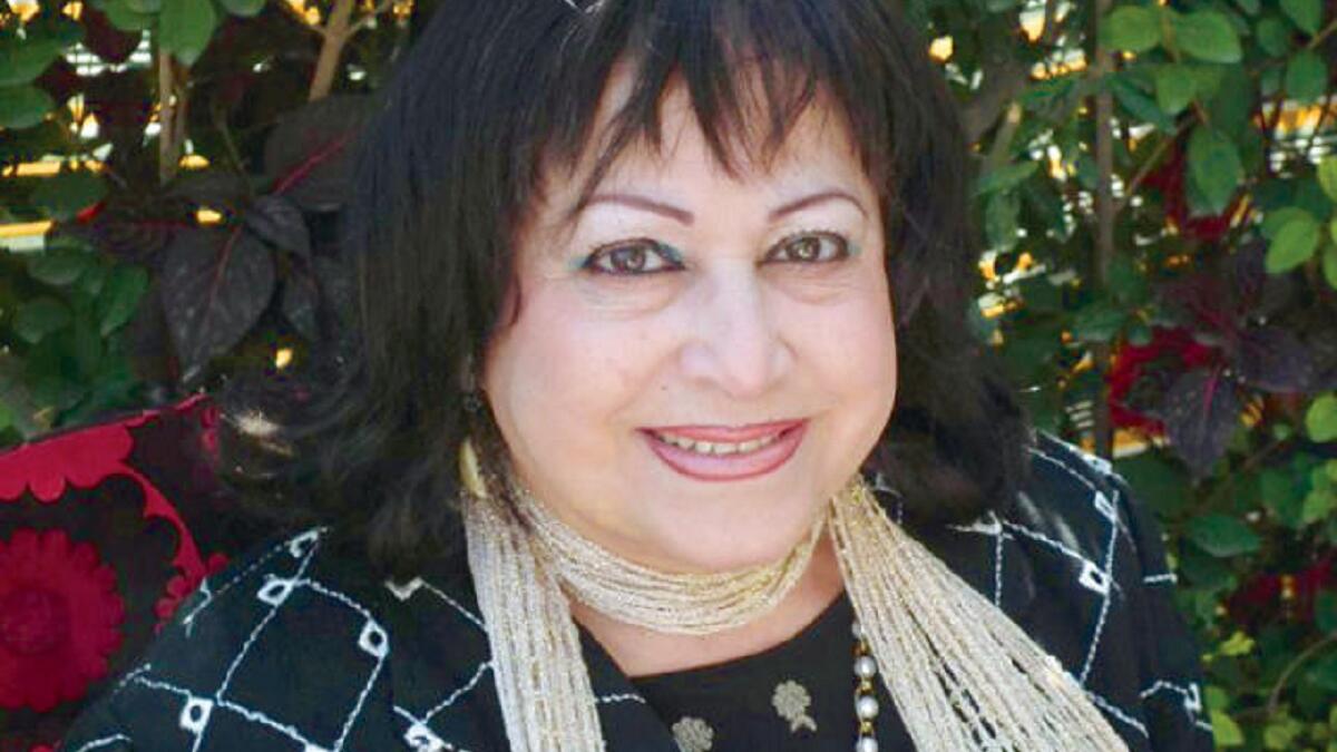 نجاح حفيظ:
رحلت الفنانة القديرة والشهيرة بشخصية "فطومة" حبيبة غوار الطوشة "دريد لحام" في مسلسل صح النوم عن عالمنا يوم 6-5-2017 بعد صراع مع المرض عن 76 عامًا.