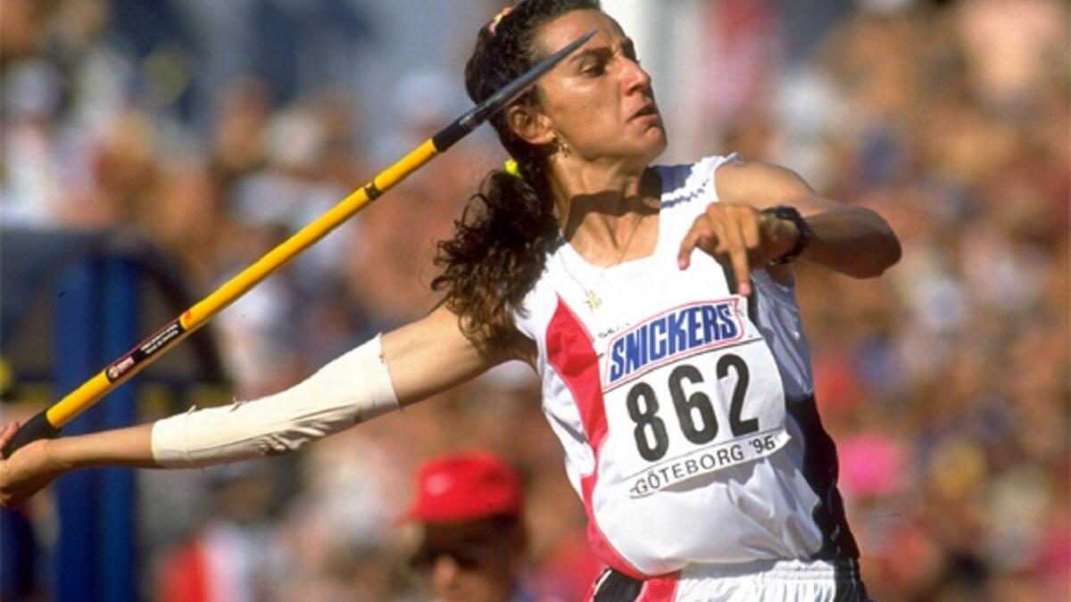 السورية غادة شعاع حصلت على الميدالية الذهبية في مسابقة السباعية في أولمبياد 1996، الذي أُقيم في العاصمة الجورجية أتلانتا، لتنضم الميدالية إلى مجموعة أخرى من الجوائز التي كانت قد حصلت عليها.