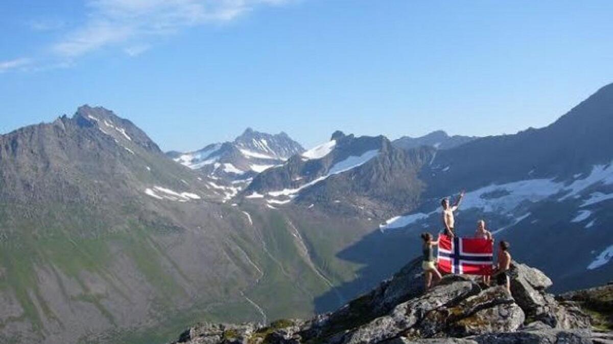 تصدرت النرويج مؤشر الرخاء العالمي مرة أخرى في عام 2015، إذ جاءت في المركز الأول في المؤشر على مدار السبع سنوات الماضية، وهي الدولة الوحيدة التي حققت مكانا في أفضل 10 مراكز في كل المؤشرات الفرعية.