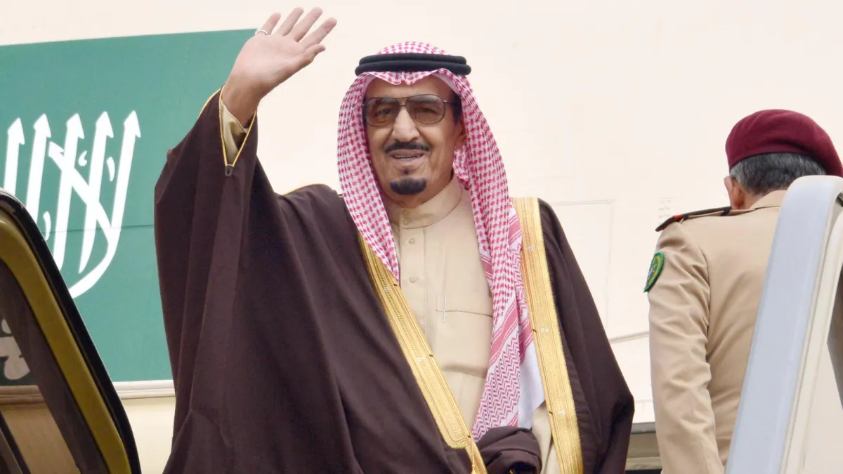 شهر يناير: 1- وفاة خادم الحرمين الشريفين الملك عبد الله بن عبد العزيز آل سعود ملك المملكة العربية السعودية ومبايعة سلمان بن عبد العزيز ملكا للبلاد 2- إستقالة رئيس الجمهورية اليمنية عبد ربه منصور هادي من منصبه