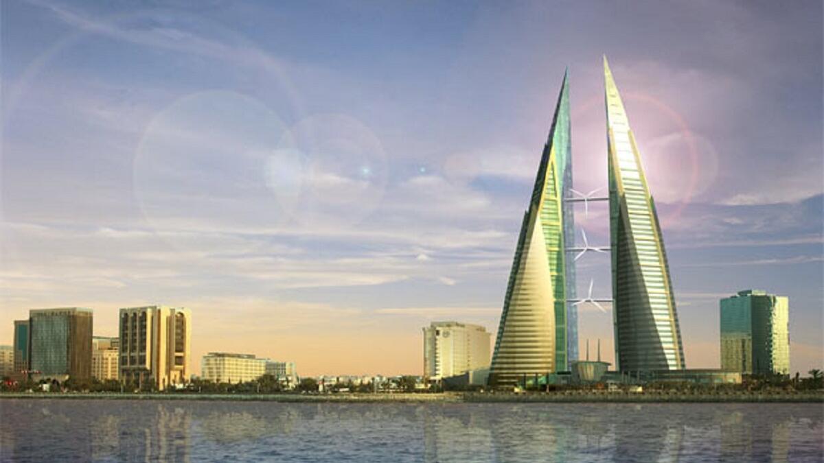 البحرين: يعتبر القانون الإفطار العلني جنحة عقوبتها قد تزيد على 3 أشهر.