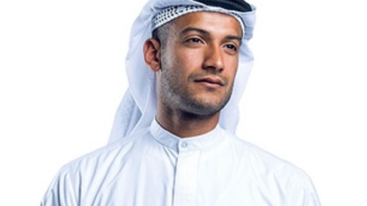 حمدان الشامسي أحد أبرز الرياديين والمبادرين في الإمارات بعد أن أسس أول شركة له وهو في الثالثة والعشرين. درس في بريطانيا. أطلق  شركة حمدان الشامسي للمحاماة والاستشارات القانونية، جذبت شركته كبرى الشركات بما فيها شركة السيارات الألمانية ديملر بنز.